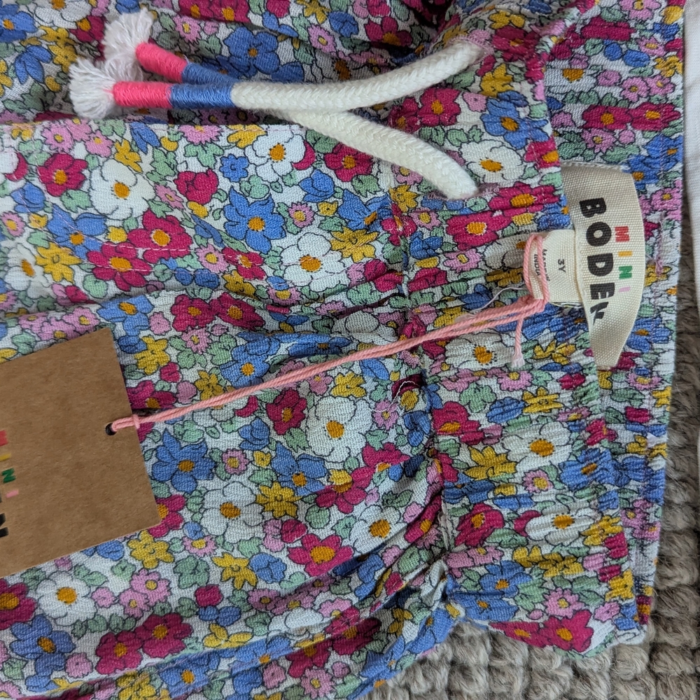 Floral Print Pants and Striped Top Set - Picture 2 of 6